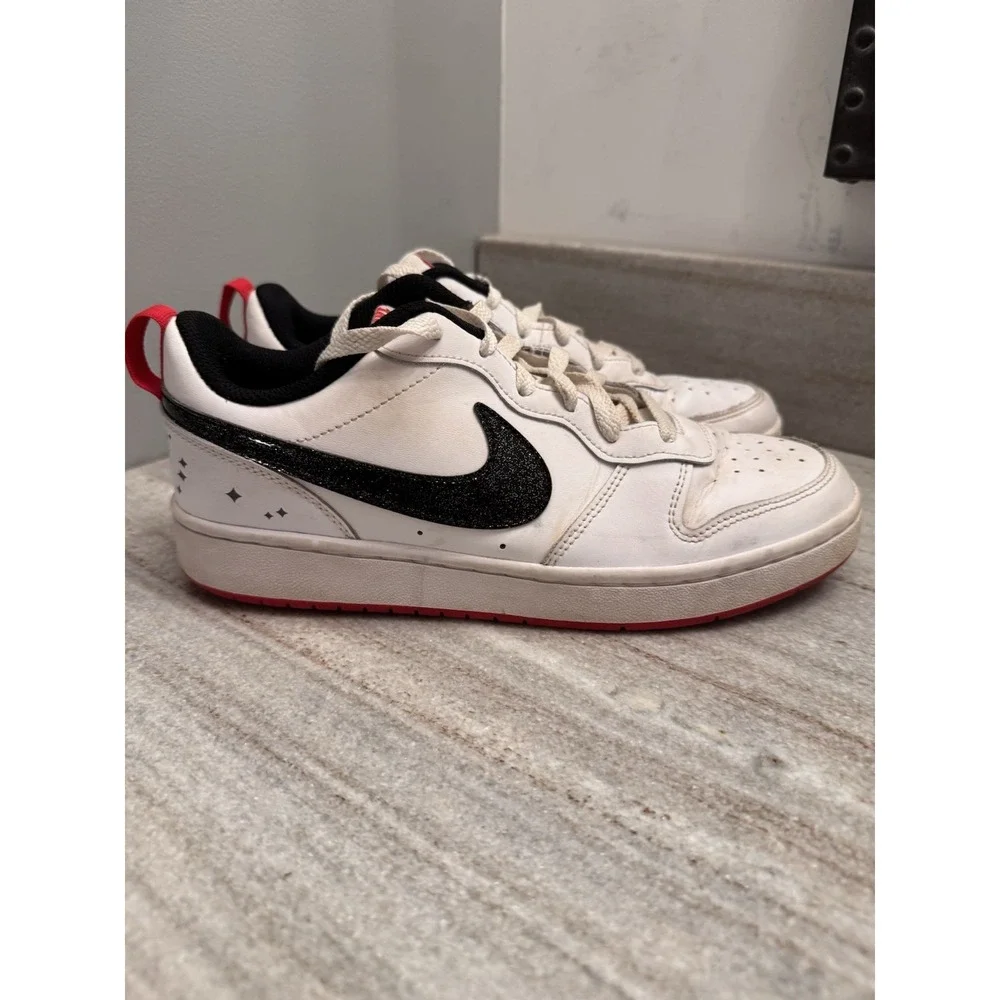 Nike Court Borough Low 2 SE Glitter Size 7Y Walking Travel School Work